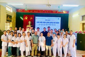 Trung tâm Y tế huyện Cẩm Giàng tổ chức lớp tập huấn “Hồi sức cấp cứu cơ bản” cho cán bộ y tế tuyến huyện và xã
