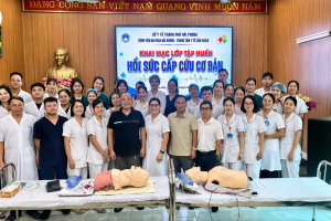 Trung tâm Y tế Cẩm Giàng tổ chức lớp tập huấn Hồi sức cấp cứu cơ bản cho cán bộ, nhân viên y tế